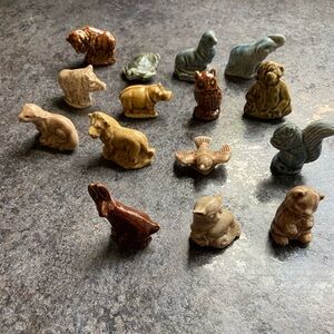 15 Wade whimsies red rose tea figurines.